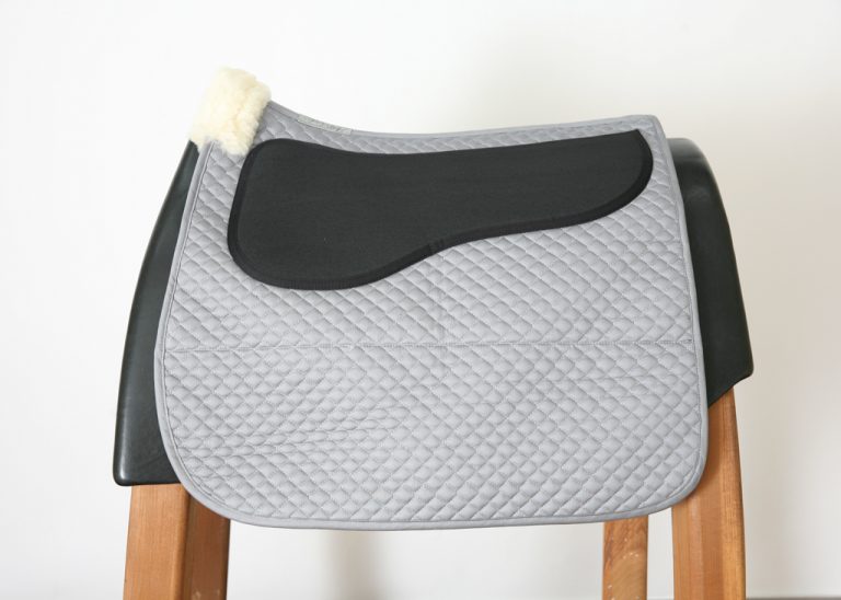 EQuest Sattelpad V3 Pad, Korrekturpad für den Pferdesattel, S