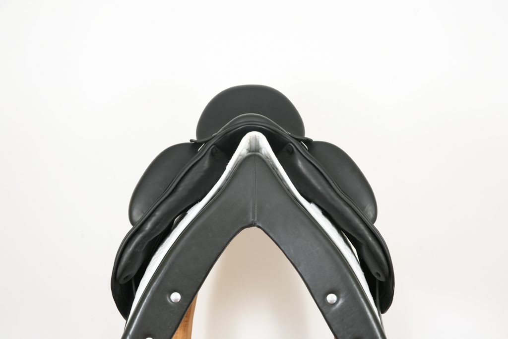 Used Erreplus Freestyle Monoflap Dressage 17 36 Saddle 5635