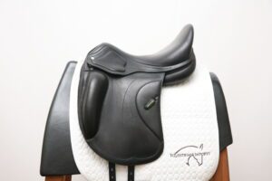 Demo Amerigo Cervia Siena Monoflap 17.5MW Dressage Saddle SN: 056430721