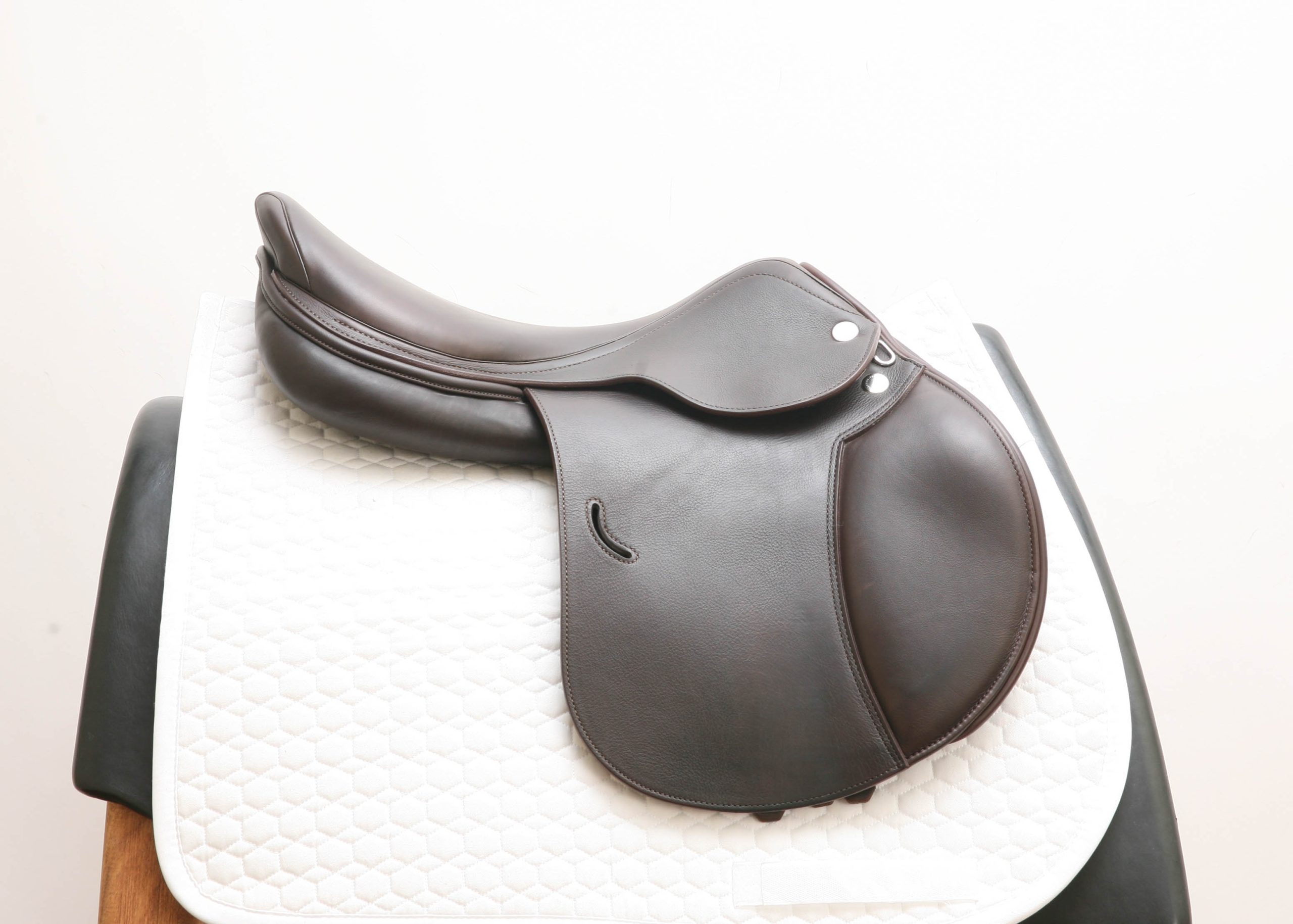 Demo Prestige Paris D Jump 18 34 Saddle #5943 - Image 5