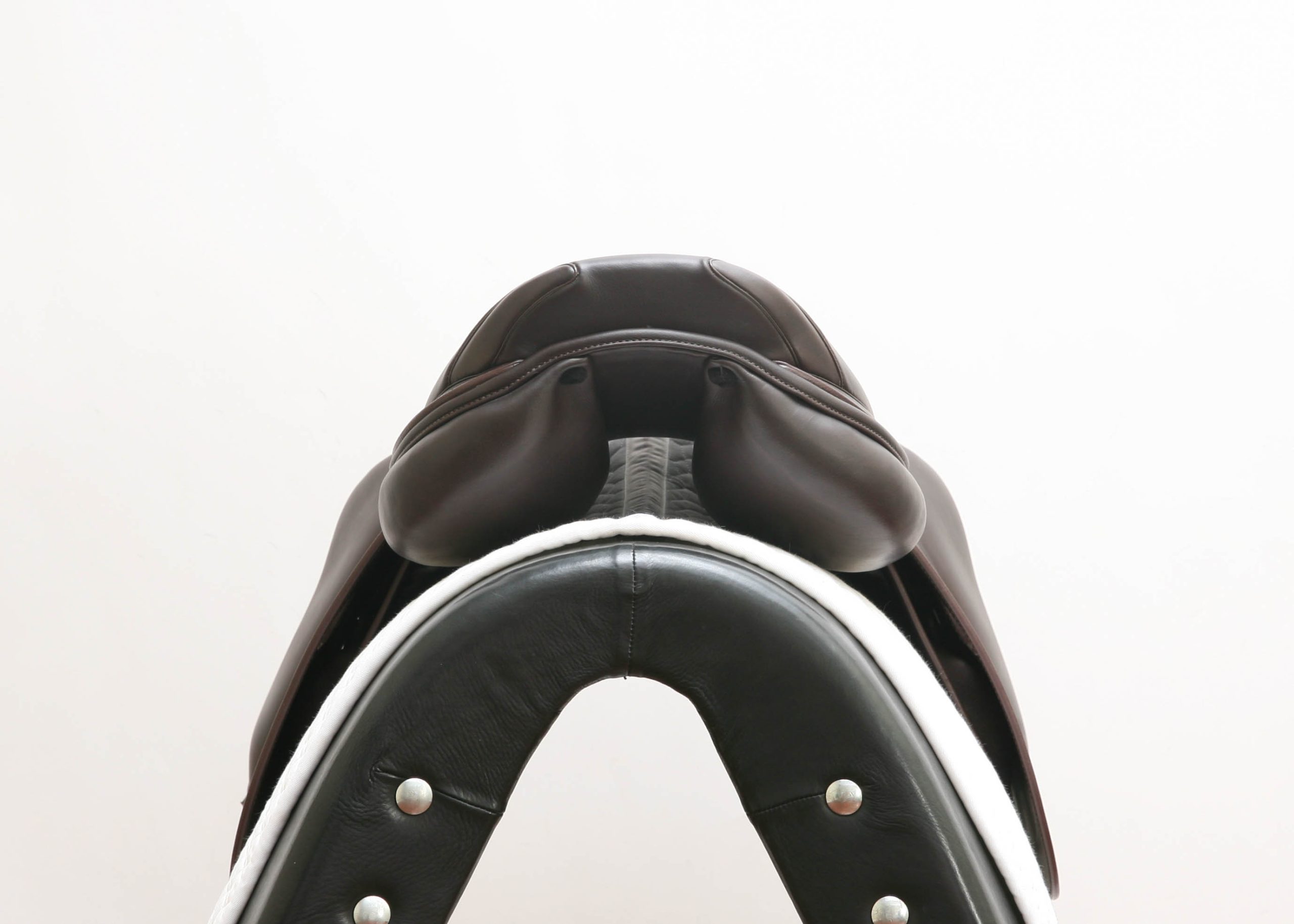 Demo Prestige Paris D Jump 18 34 Saddle #5943 - Image 9