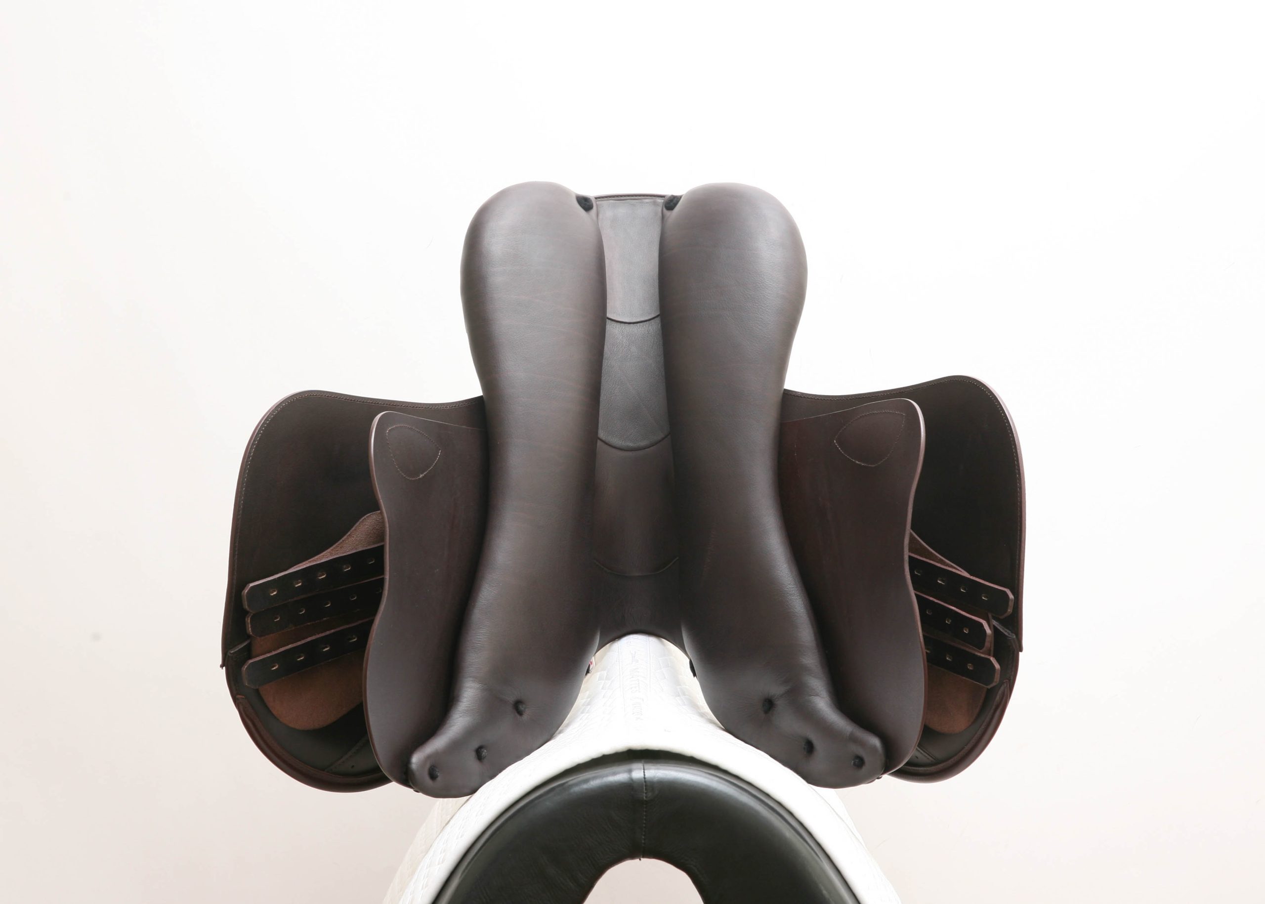 Demo Prestige Paris D Jump 18 34 Saddle #5943 - Image 10