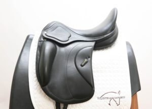 Used Amerigo Cortina Siena 17.5M Dressage Saddle SN N70001117 Inv 7001