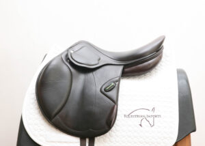 Amerigo Deep Jump Event 17.5 +2 Monoflap Saddle SN L065720722 Inv 7026