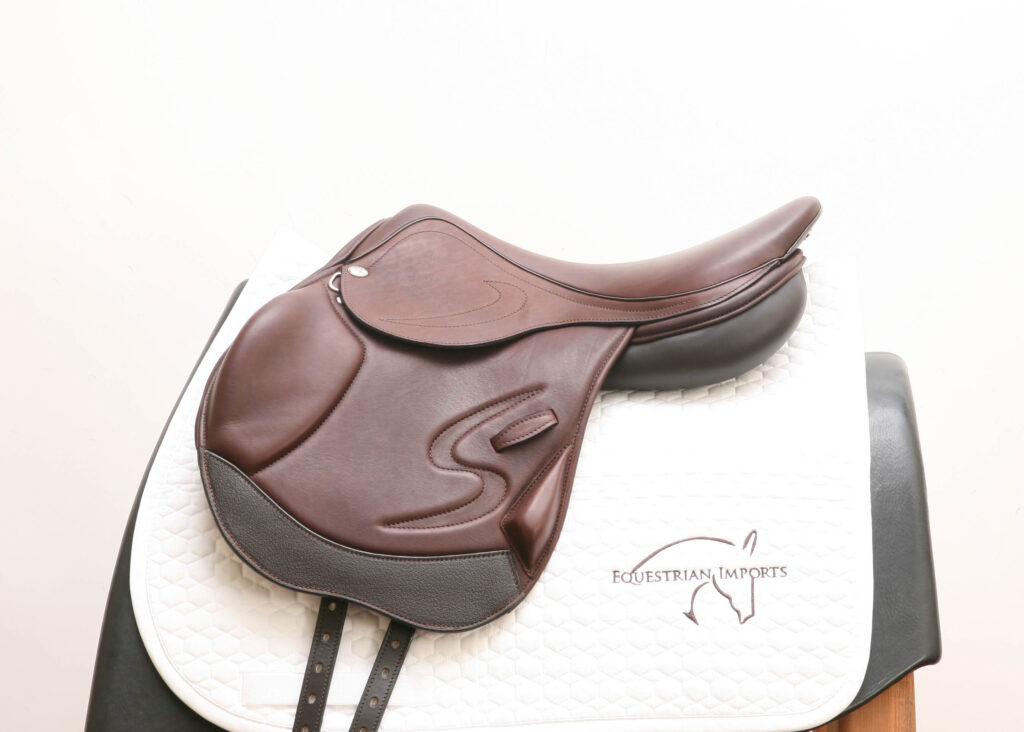 Adam Ellis Bonnie Event Jump Saddle 17.5MW SN 3735 Inv 7030