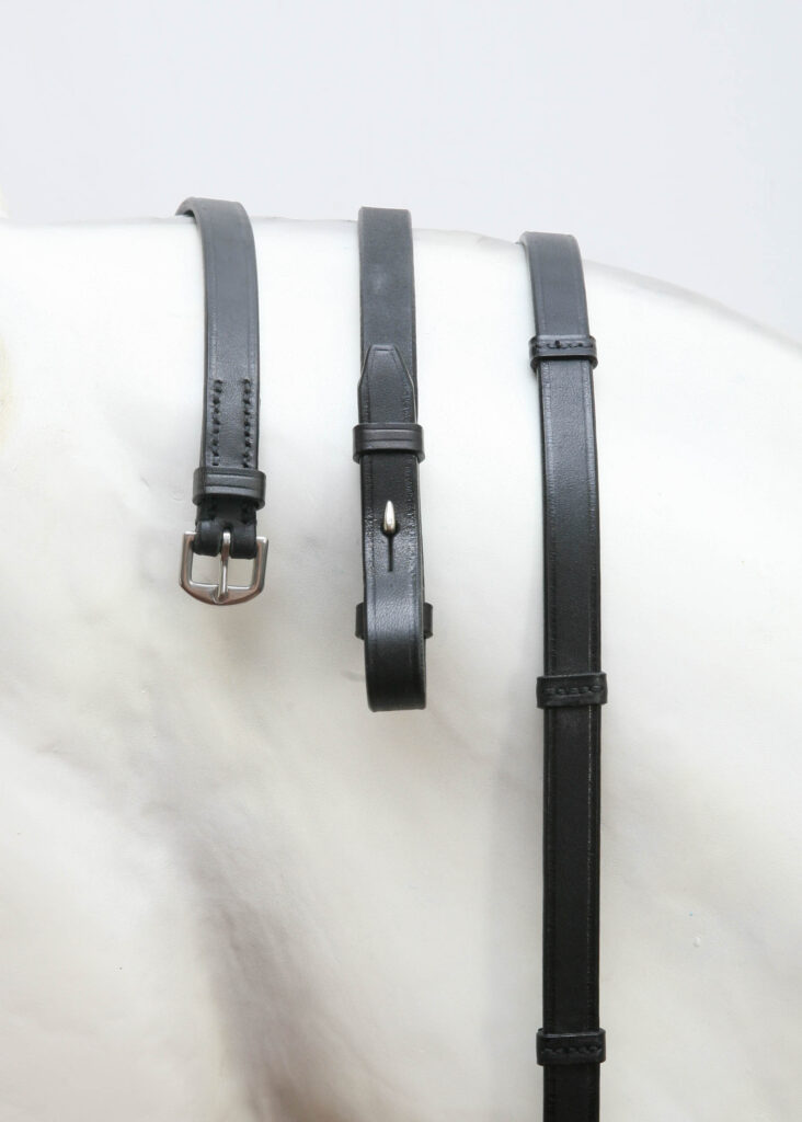 cDobert Leather Reins with Hand Stops 60" Black Inv 6194