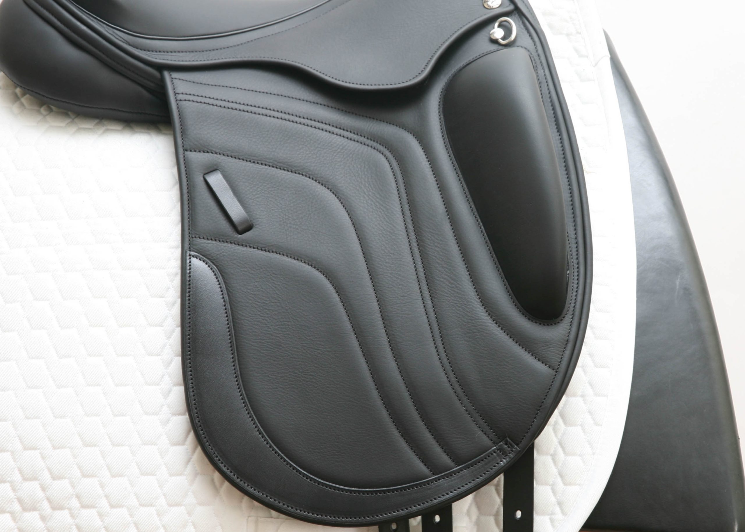 Albion Kontinuum D Monoflap Dressage Saddle - Image 5