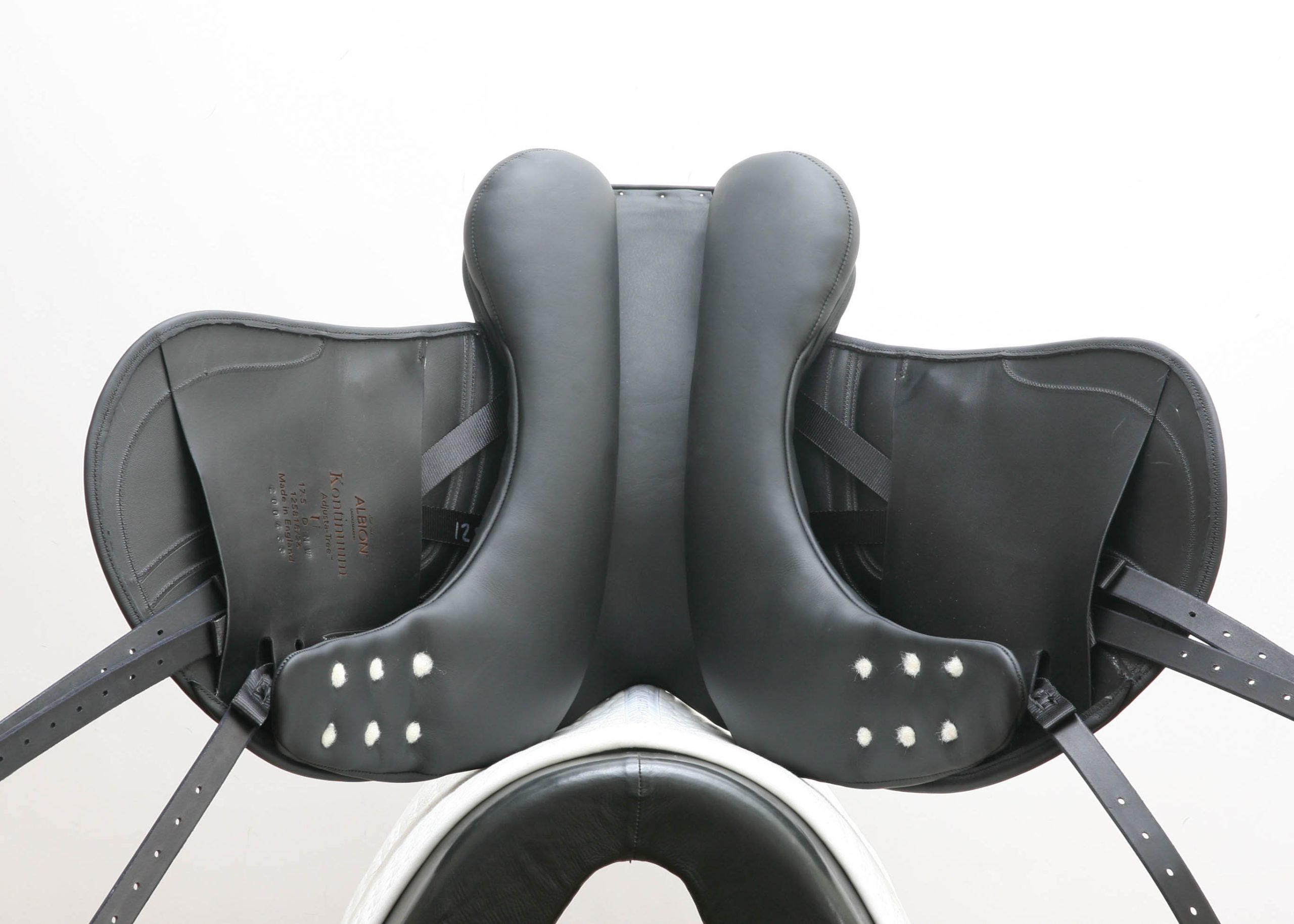 Albion Kontinuum D Monoflap Dressage Saddle - Image 8
