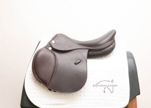 Prestige X-Meredith D 17 34 Dressage Saddle SN: 09090326 Inv:7078