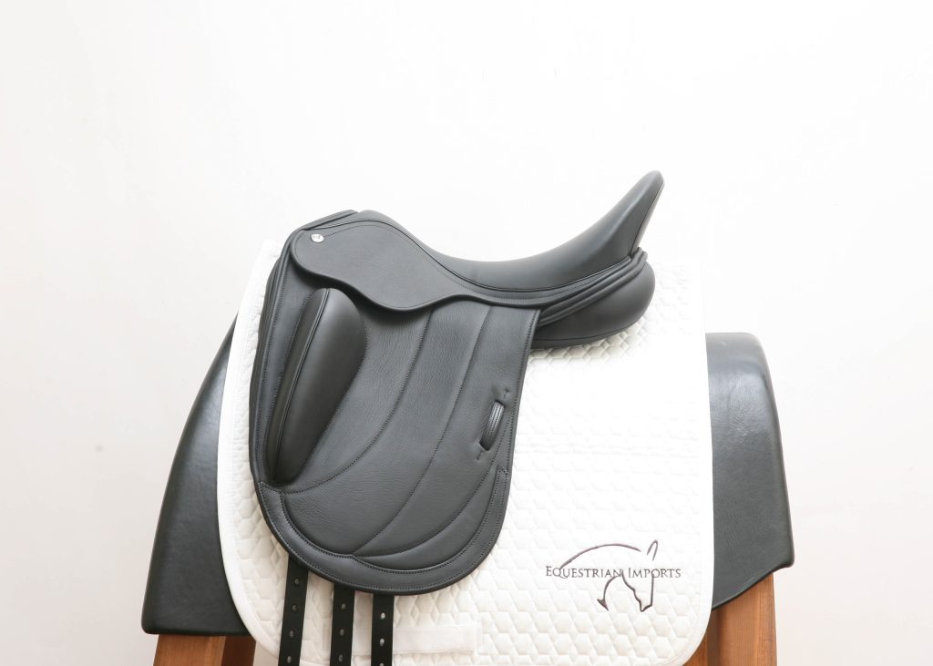 Albion Fabrento XU 17.5W Monoflap Dressage Saddle SN 200475 Inv 7073