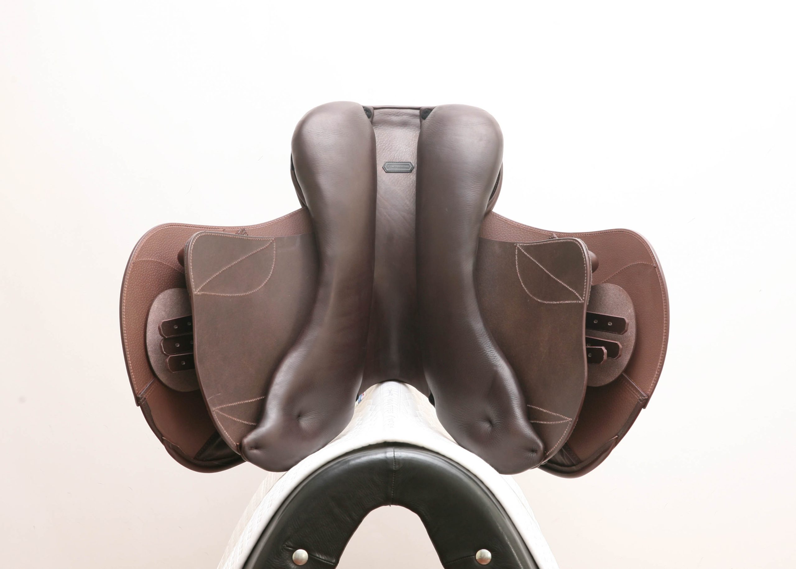 Prestige X-Perience D Jump 17 34 Saddle #7076 – Equestrian Imports